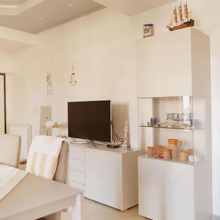 Spacious, Family In Gioiosa Marea, Gioiosa شقة
